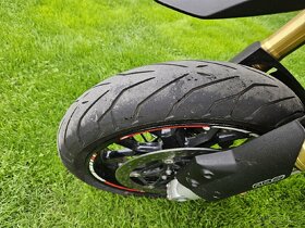 Aprilia Dorsoduro 1200 - 9