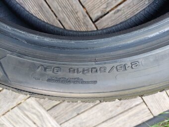 4x Pneu 215/50 R18 Goodyear UltraGrip Performance 3  (TOP) - 9