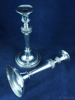 SPECIÁLNÍ ANTIKOUTNÍ STŘÍBRNÉ SVÍCNY, PÁR, AUGSBURG, CCA 180 - 9