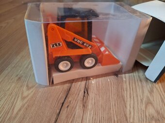 Igra retro nakladač UNC - 9