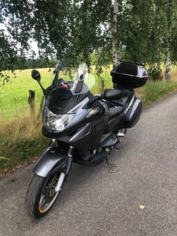 Honda NT-700V Deauville - 9