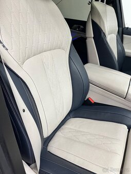 Prodám BMW x7 M50D - 9