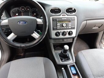 Ford Focus - 9