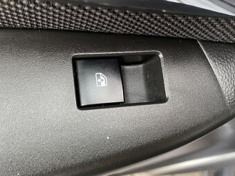 Chevrolet Cruze 2.0 CDi , 120 kW nafta, 2013 - 9