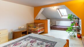 KOLÍN - RODINNÝ DŮM U CENTRA MĚSTA - 9