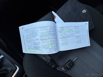 Kia Ceed 1,6i 92kw mod 2012 naj 114t - 9