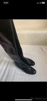 Krásné černé celé kožené kozačky - 9
