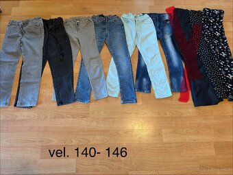Kalhoty po holkách různé - 9