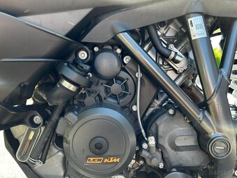 KTM 1290 Super Adventure S - 9