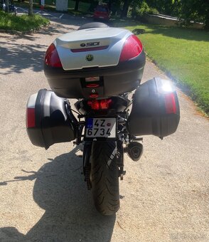 Yamaha FZ8 N - 9