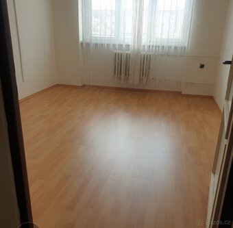 Cihlový byt, 2+1, 63m2, Vršovice - Kubánské náměstí. - 9