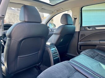 Škoda Superb II 2.0 TDi 125kw DSG - 9