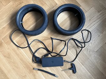 Elektrická koloběžka Xiaomi M365 - 9
