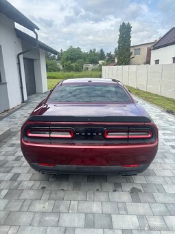Dodge Challenger R/T 5.7 2018r automat - 9