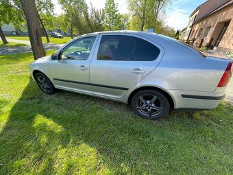 Octavia 2 1.9tdi liftback - 9
