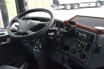Scania R410 6x2 - valník s hydraulickou rukou - 9