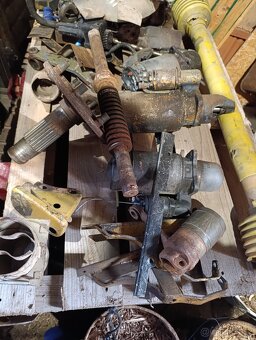 Díly na Zetor 3011 - 9