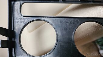 Rádio a kryt kolem rádia na auto Škoda - 9