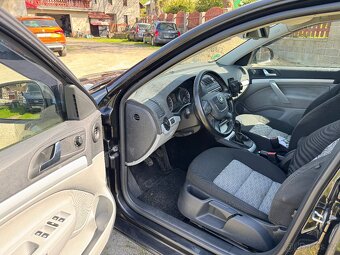 Škoda Octavia 2 com 2.0 TDi 103 kw Ambiente - 9
