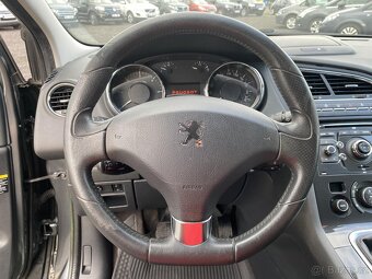 Peugeot 5008 2.0 HDi , 110 kW nafta, 2012 - 9