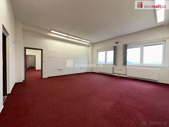 Kancelářské prostry 225m2, Podivín - 9