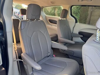 Chrysler Pacifica 3,6 RU Čocka Adapttemp 2020 - 9