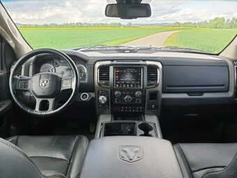 Dodge RAM 1500 Sport 5.7 V8 HEMI 4x4 Vzduch. podvozek - 9