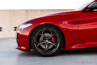 Alfa Romeo Giulia Veloce Ti Sport Q4 - 9