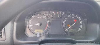 Škoda Octavia 1.6 74kw - 9