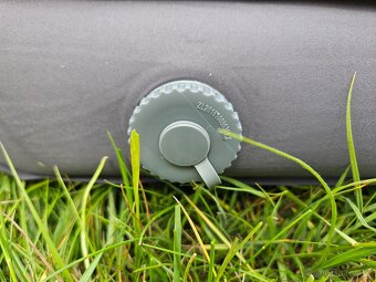 Nová samonafukovací matrace Coleman Supercomfort 12.0 double - 9