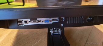 LCD monitor Dell 0Y57VF - 9