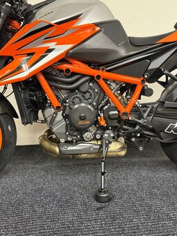 KTM SUPERDUKE 1290r 2022 - 9