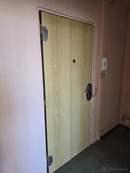 Prodej bytu 3+1 ve Štětí (Stračenská 615) - 9