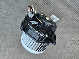 Náhradní díly Citroen C4 Picasso - 9