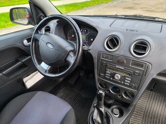 Ford Fusion, KRÁSNÝ,VÝBAVA,85TKM,1MAJ79LET - 9