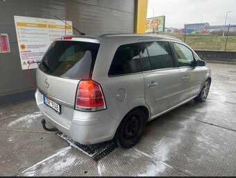 Opel Zafira 1.9 CDTI r.v2008 , 7 míst - 9