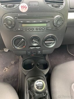 VW NEW BEETLE - 9
