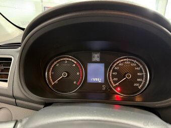 Mitsubishi L200 2,4 D-ID 4X4 KAMERA TAŽNÉ DPH - 9