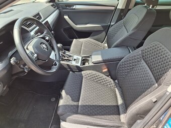 SUPERB COMBI 2,0 TDI 110 KW DSG VIRTUAL ALU - 9