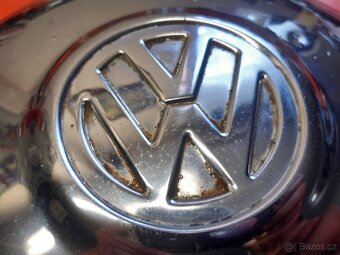 Vw transporter T3, brouk poklice 2kusy - 9