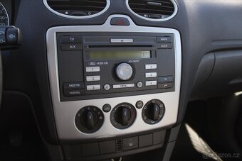 Ford Focus 1.6i 74kW KLIMATIZACE (2007) - 9