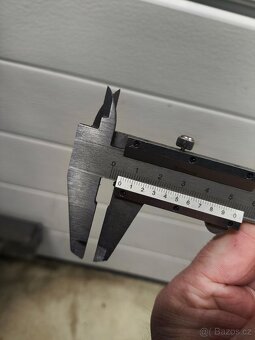 Prodám dvourozměrné pneu. R19 - 9