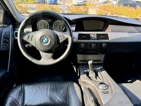 BMW e60 530i MANUÁL XENONY KůŽE PDC - 9