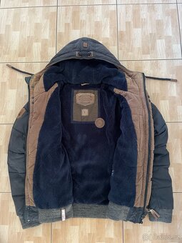 Naketano - 9