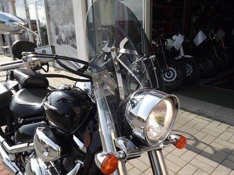 Suzuki C800 Intruder - 9
