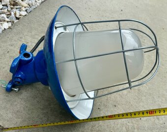Stará INDUSTRY lampa litina smalt modrá - 9