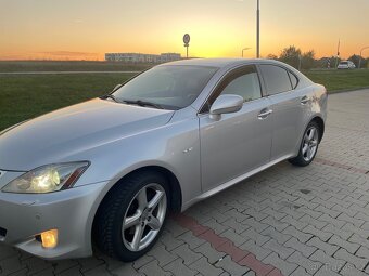 Lexus is220d 2007 - 9