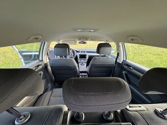 Volkswagen Passat 2.0 TDI - 9