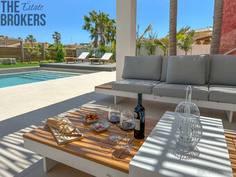 Luxusní Vila Nevada s bazénem - 9