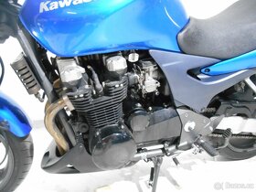 Kawasaki ZR7 - 9